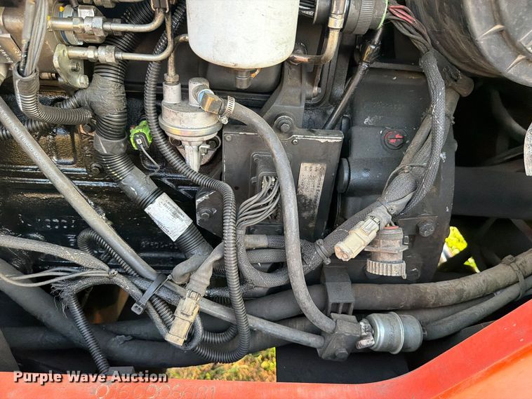 image for item DU8036 2004 SkyTrak 8042 telehandler