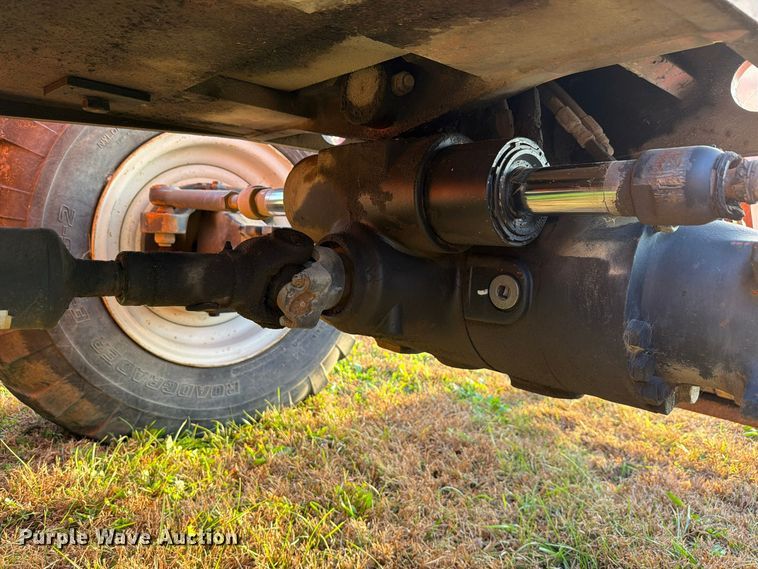 image for item DU8036 2004 SkyTrak 8042 telehandler