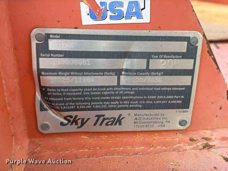 image for item DU8036 2004 SkyTrak 8042 telehandler