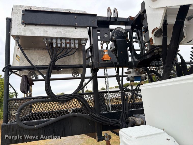 image for item FB4977 2011 Kimble Chassis  Condor 170 S bucket truck
