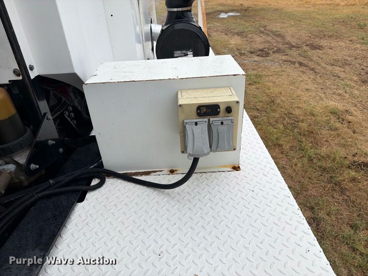 image for item FB4977 2011 Kimble Chassis  Condor 170 S bucket truck