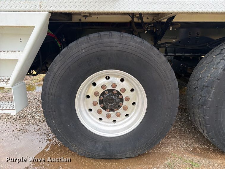 image for item FB4977 2011 Kimble Chassis  Condor 170 S bucket truck
