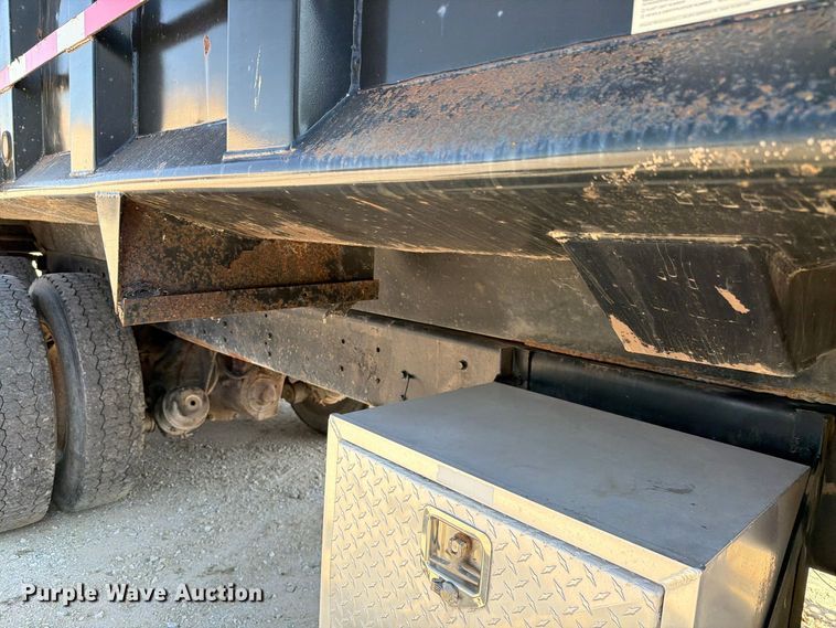 image for item FK4204 1998 Western Star 4864FX dump truck