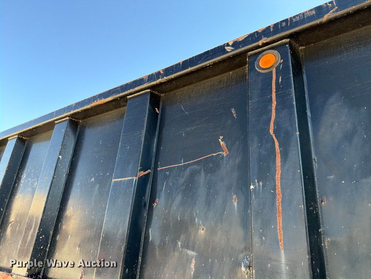 image for item FK4204 1998 Western Star 4864FX dump truck