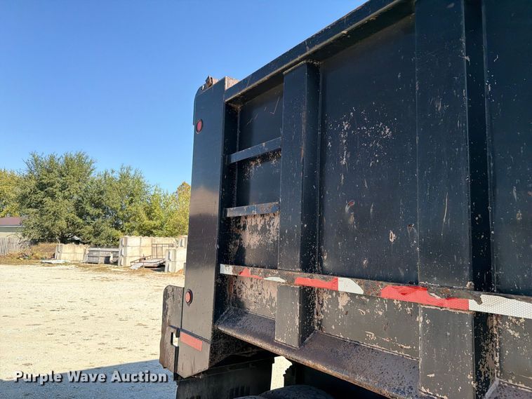 image for item FK4204 1998 Western Star 4864FX dump truck