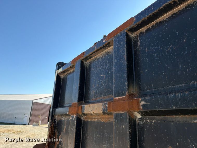 image for item FK4204 1998 Western Star 4864FX dump truck
