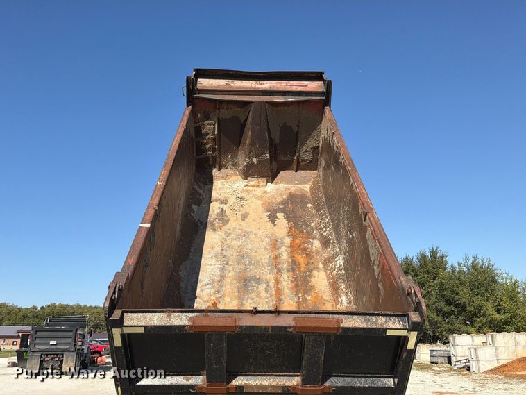 image for item FK4204 1998 Western Star 4864FX dump truck