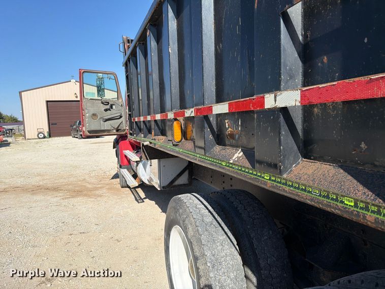 image for item FK4204 1998 Western Star 4864FX dump truck