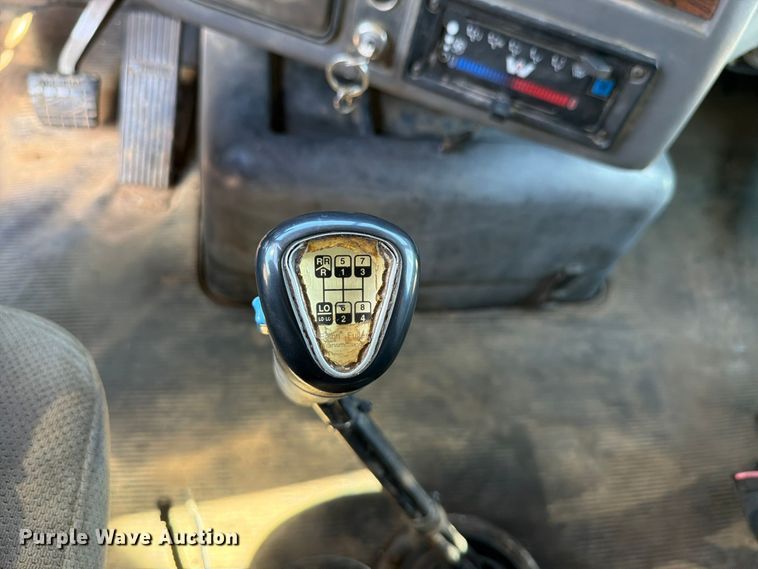 image for item FK4204 1998 Western Star 4864FX dump truck