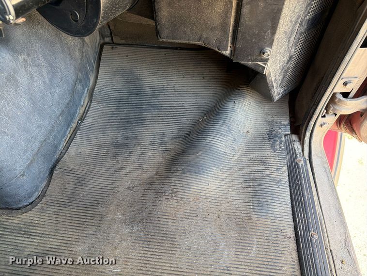 image for item FK4204 1998 Western Star 4864FX dump truck