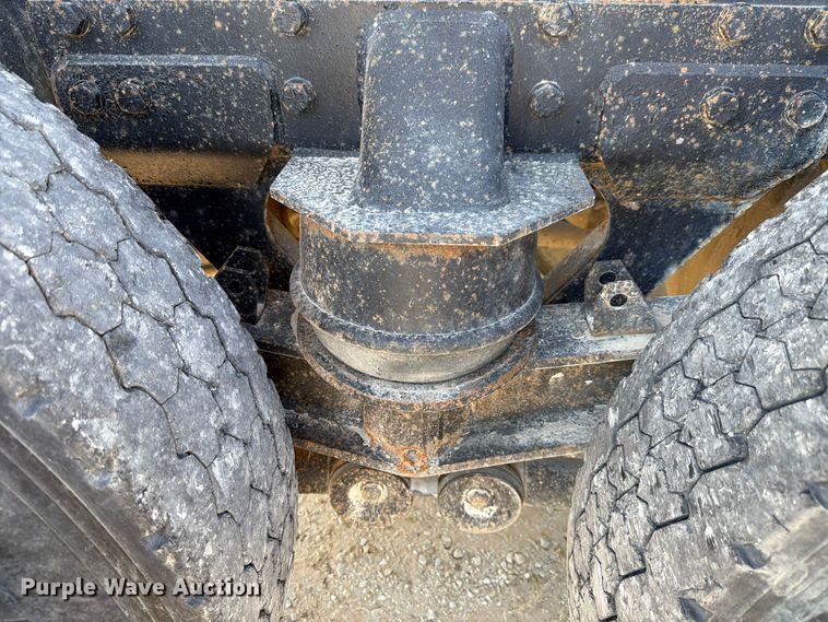 image for item FK4204 1998 Western Star 4864FX dump truck