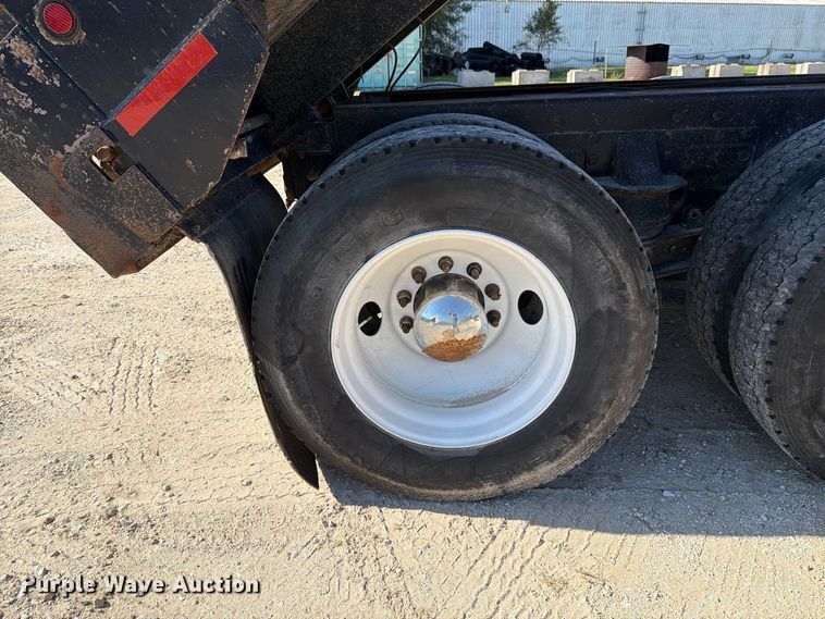 image for item FK4204 1998 Western Star 4864FX dump truck