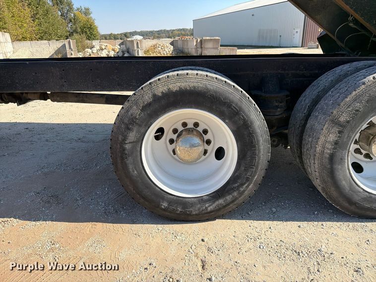 image for item FK4204 1998 Western Star 4864FX dump truck