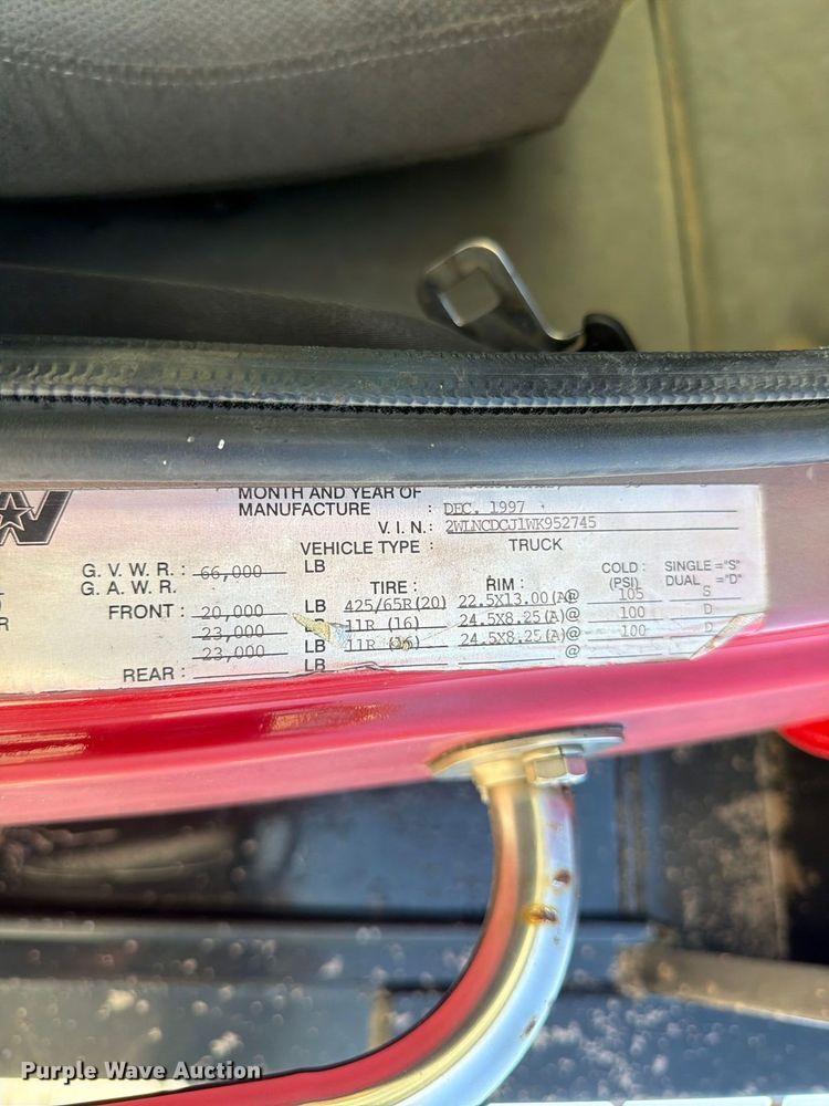 image for item FK4204 1998 Western Star 4864FX dump truck