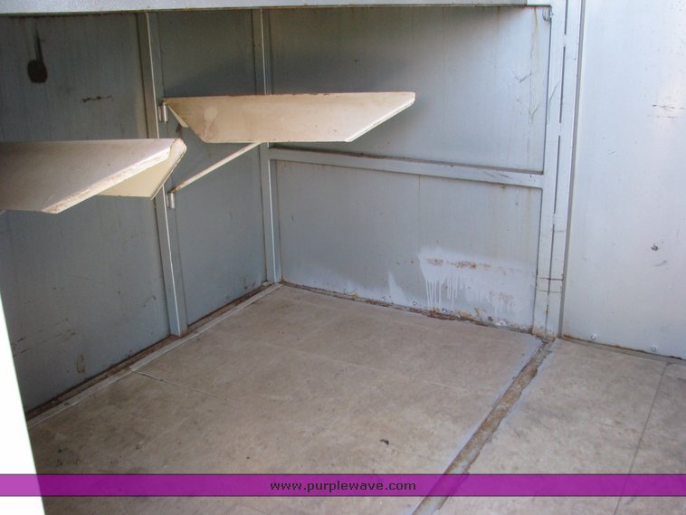 image for item 2095 2 horse trailer