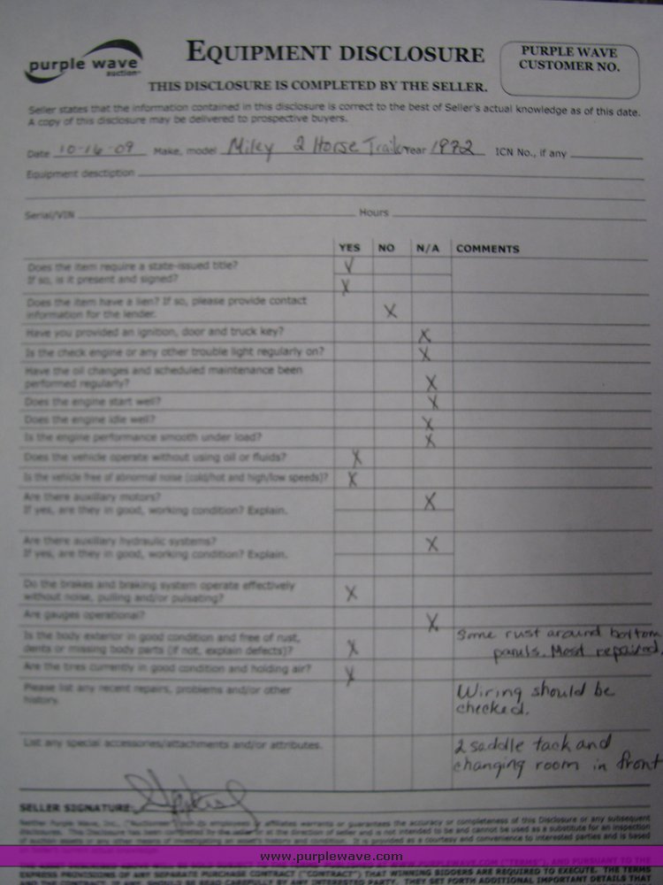 image for item 2095 2 horse trailer