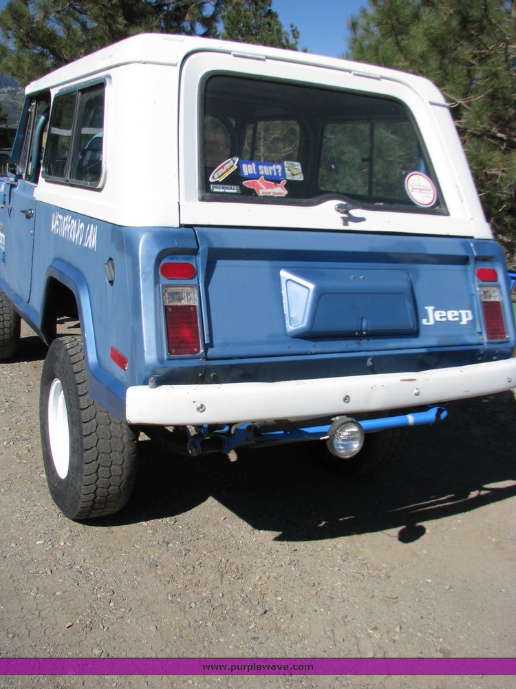 image for item 2102 1973 Jeepster Commando