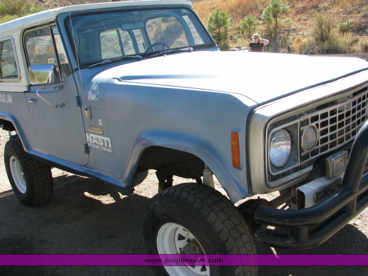 image for item 2102 1973 Jeepster Commando