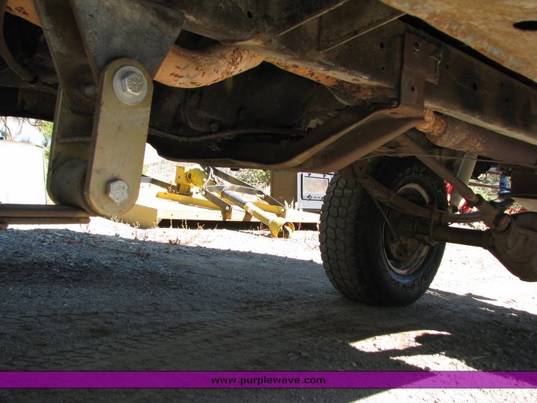 image for item 2102 1973 Jeepster Commando