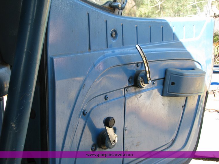 image for item 2102 1973 Jeepster Commando