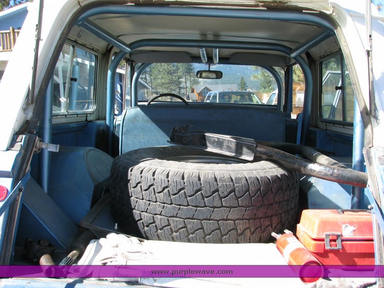 image for item 2102 1973 Jeepster Commando