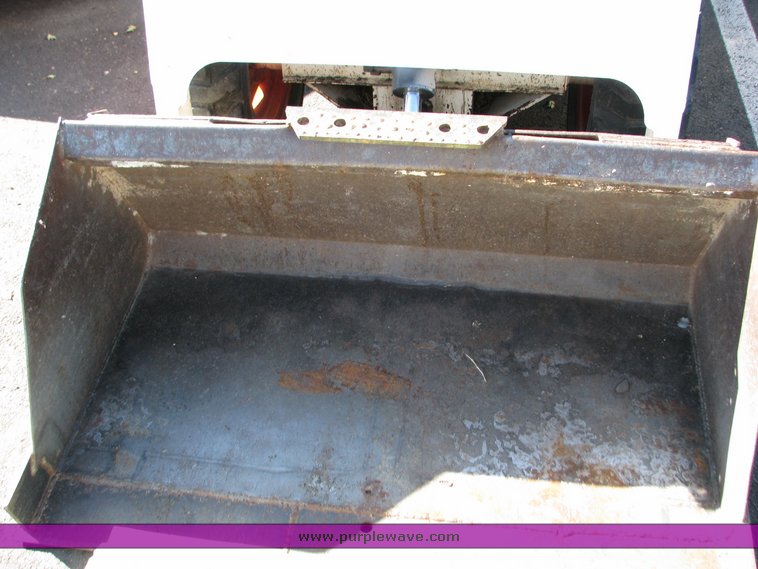 image for item 2103 Bobcat Clark 520 skid steer