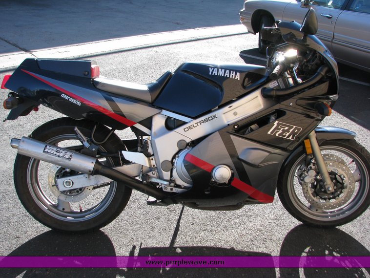 1990 Yamaha FZR 600 in Carson City, NV Item 2134 sold Purple Wave