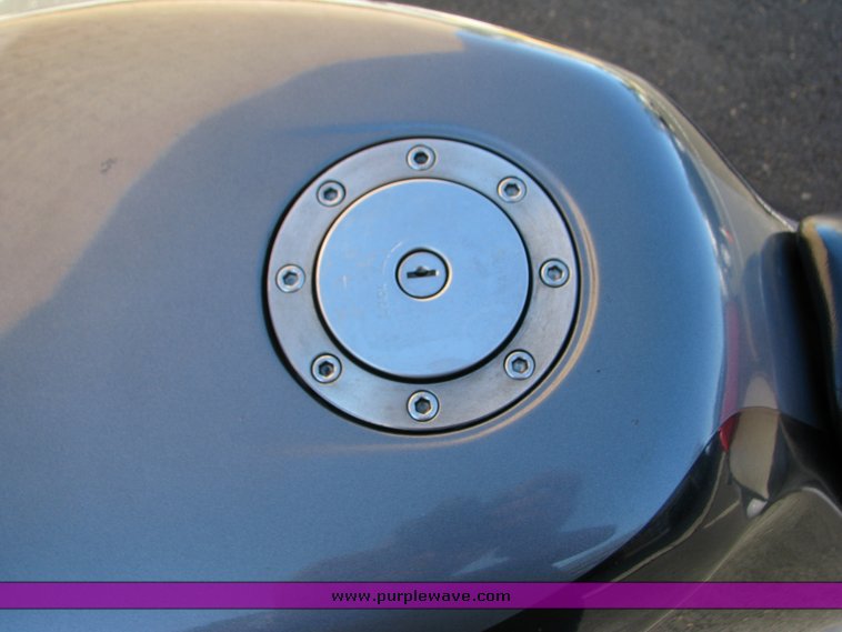 image for item 2134 1990 Yamaha FZR 600