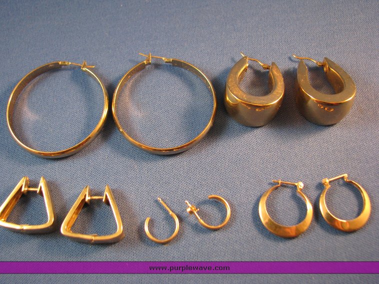 image for item 5017 5 14K earrings