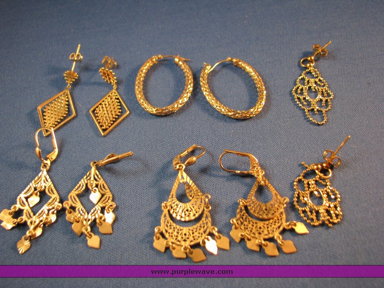 image for item 5018 5 14K earrings