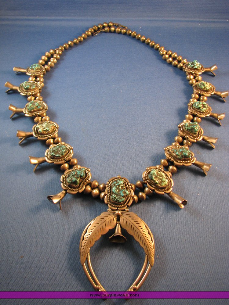 image for item 5068 Turquoise cornflower necklace