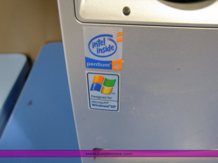 image for item 5260 4 HP Compaq