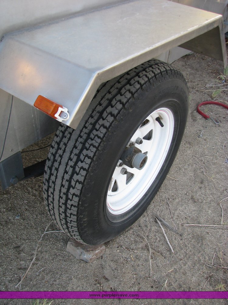 image for item 6000 1997 Holstein 300 Sweet Corn Cooker/Trailer