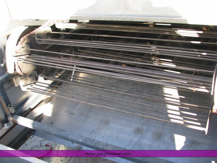 image for item 6000 1997 Holstein 300 Sweet Corn Cooker/Trailer