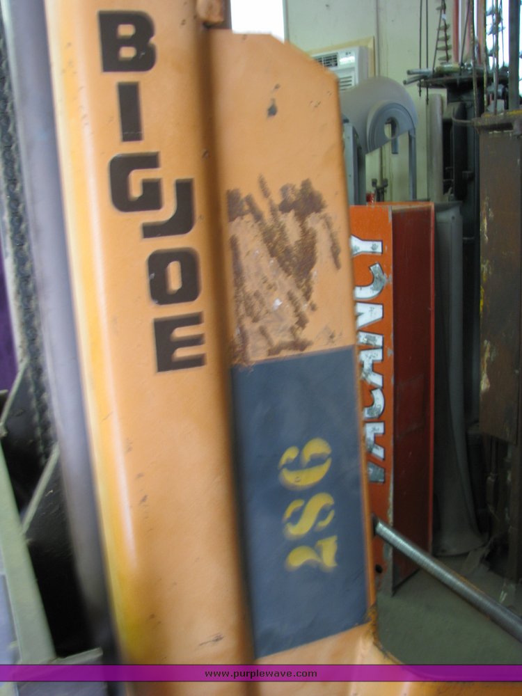 image for item 6001 Big Joe GS-24-T8 standing rolling forklift