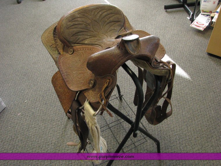 image for item 6466 Western Saddle