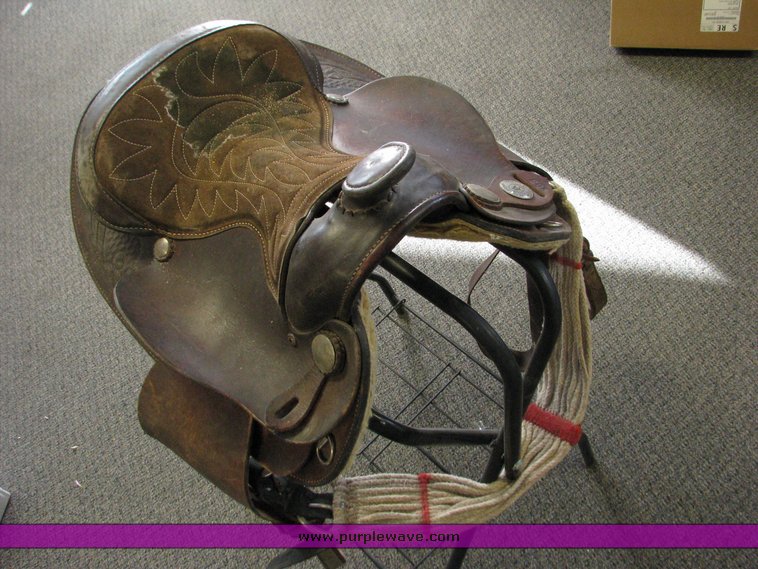 image for item 6468 Western Saddle