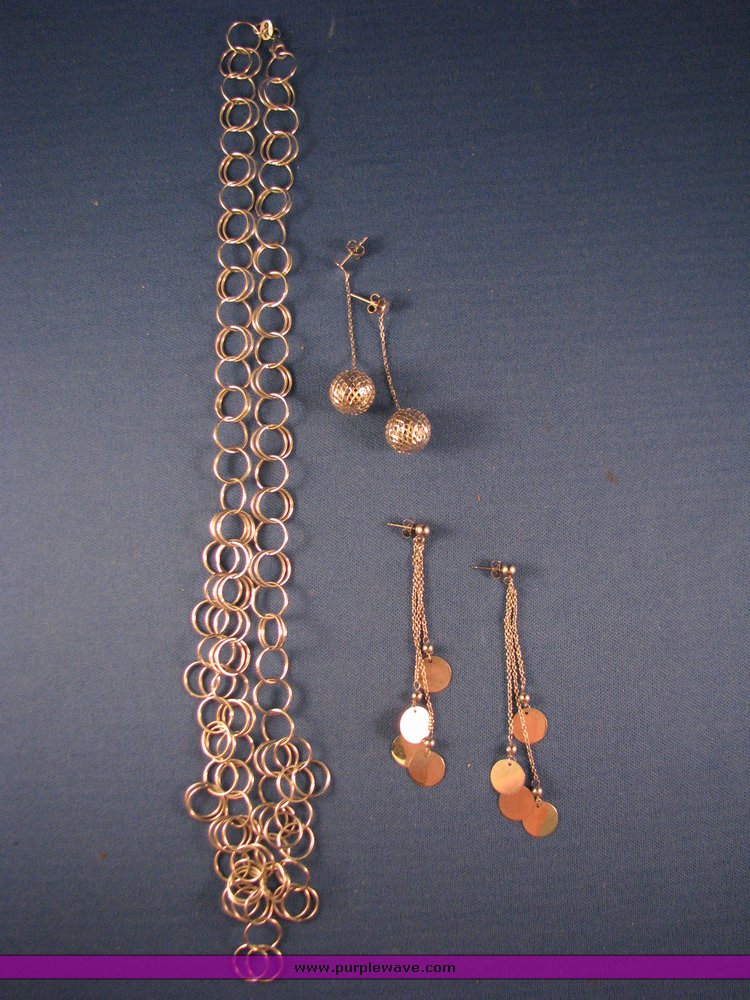 image for item 3133 14K white gold necklace, 22"