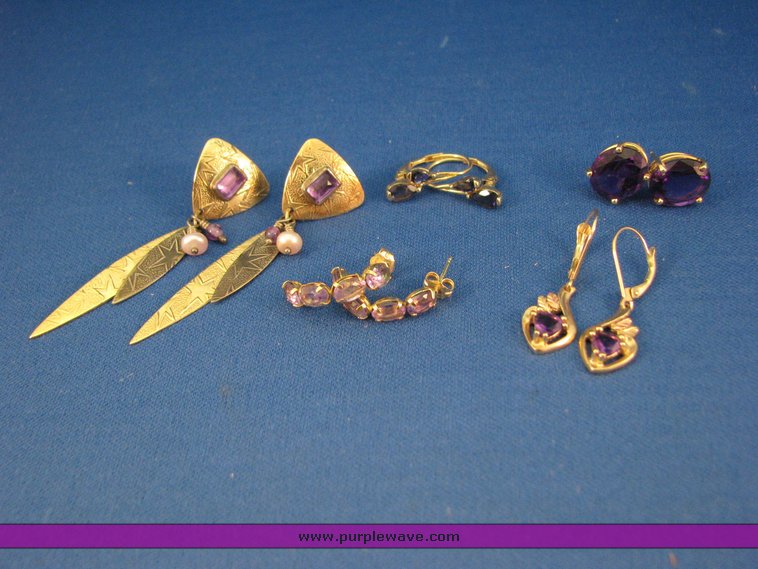 image for item 3137 (3) pair of 14K gold earrings