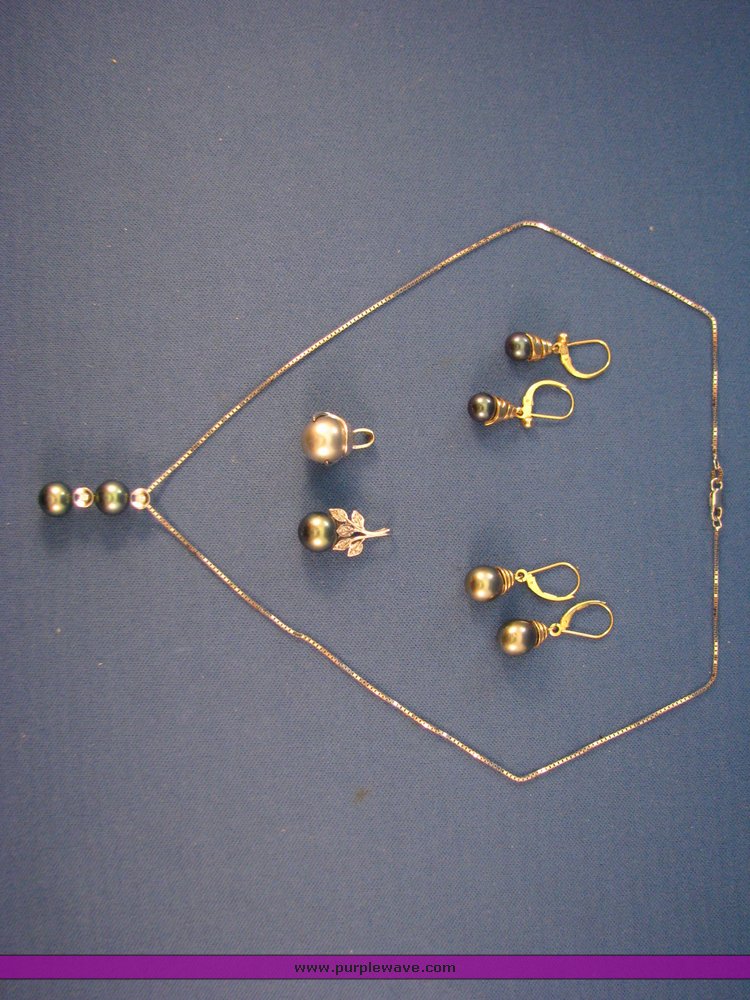 image for item 3140 14K white gold chain, 16"