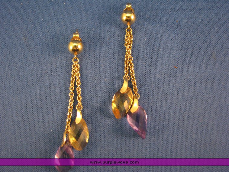 image for item 3153 (5) 14K pair of earrings