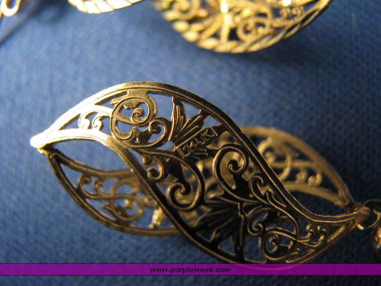 image for item 3157 (3) pair of 14K gold earrings