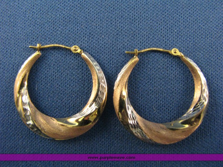 image for item 3167 10K gold ring