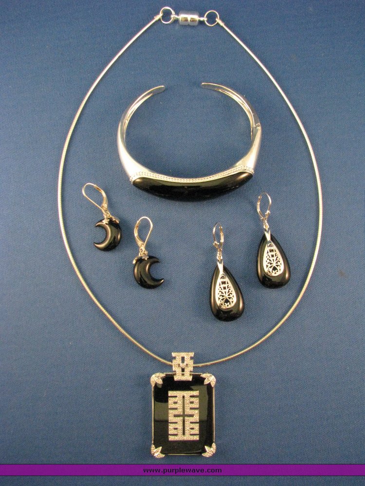 image for item 3169 .925 silver necklace and pendant