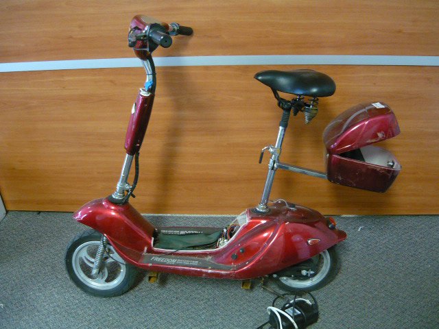 image for item 2687 Freedom 644 electric scooter