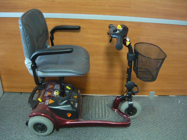 image for item 2689 Access Point electric chair