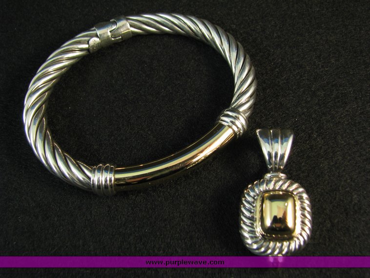 image for item 2002 Pendant and bracelet set
