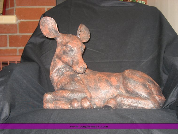 image for item 2035 Wildlife Sculpture