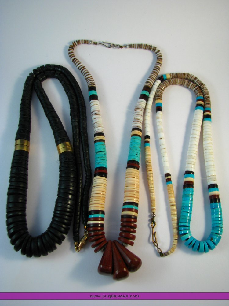 image for item 2202 Indian Heishi necklace