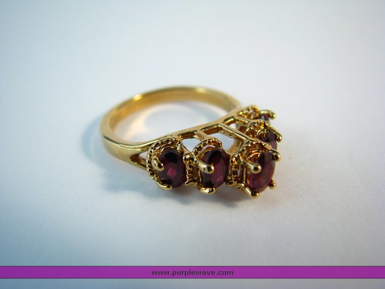 image for item 2212 Garnet ring, bracelet and earrings
